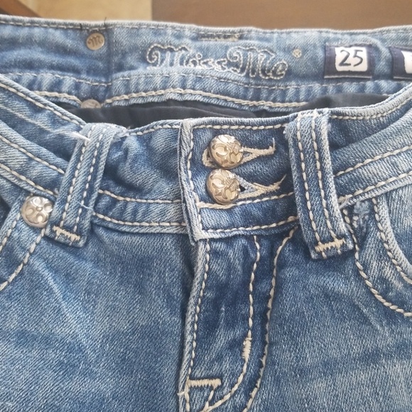 Miss Me Jeans - Picture 7 of 8
